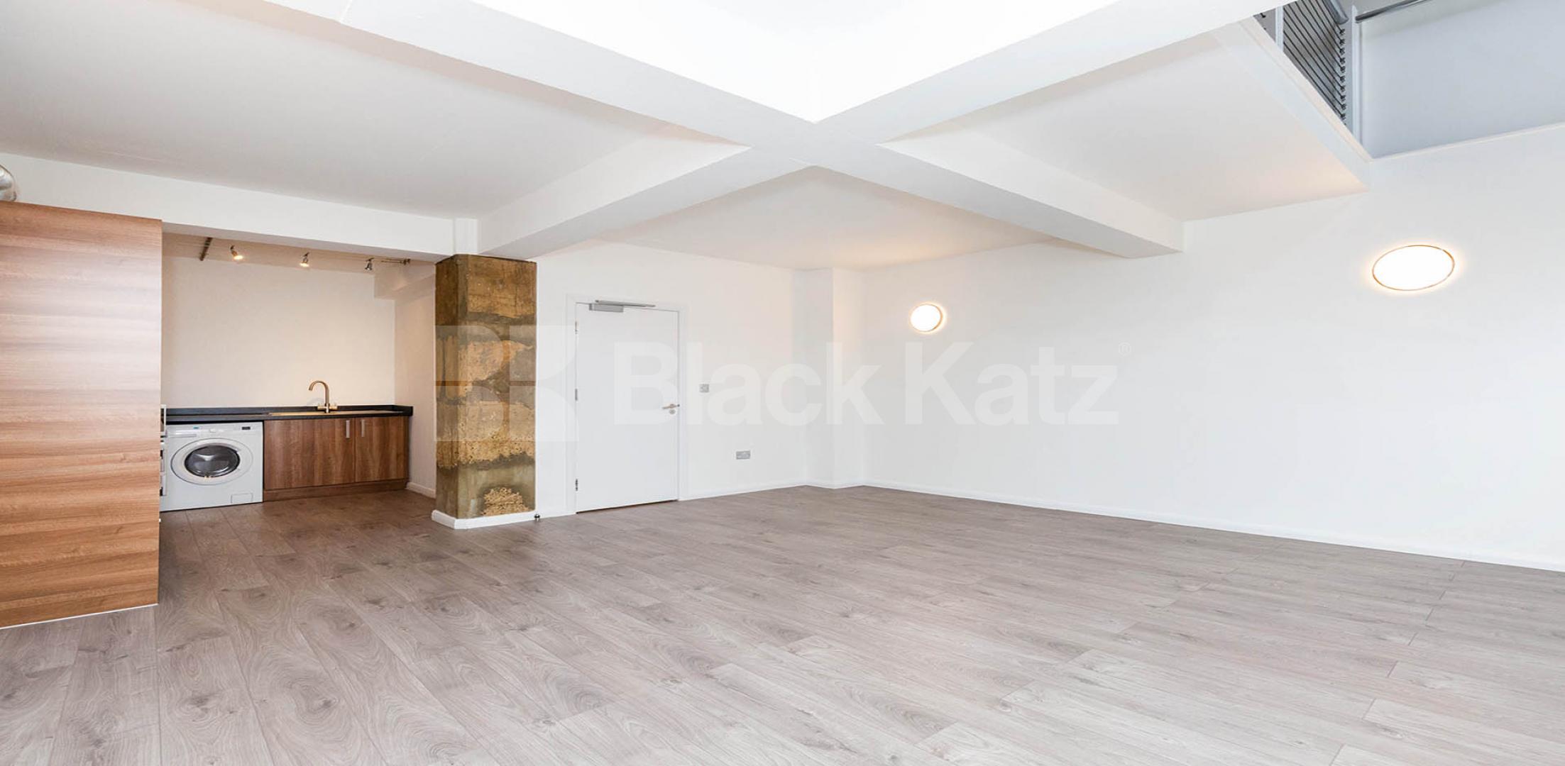 			STUNNING 3 BEDROOM WAREHOUSE APARTMENT, 3 Bedroom, 2 bath, 1 reception Flat			 ABILITY VIEW-KINGSLAND ROAD, DALSTON/HAGGERSTON